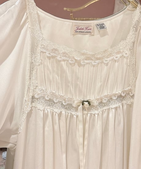 80s vintage square neck lace satin dress