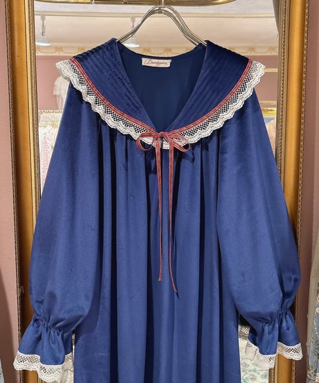 80s vintage big collar velours dress