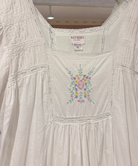 70s vintage flower embroidered white dress