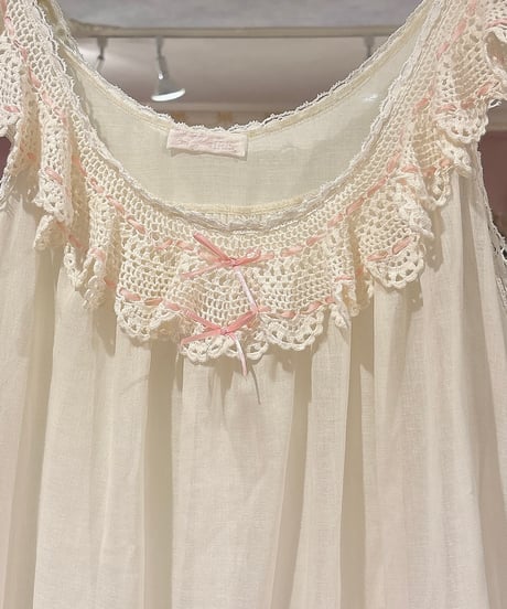 70s vintage crochet lace collar no sleeve dress