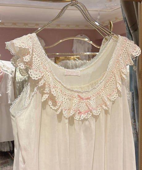70s vintage crochet lace collar no sleeve dress