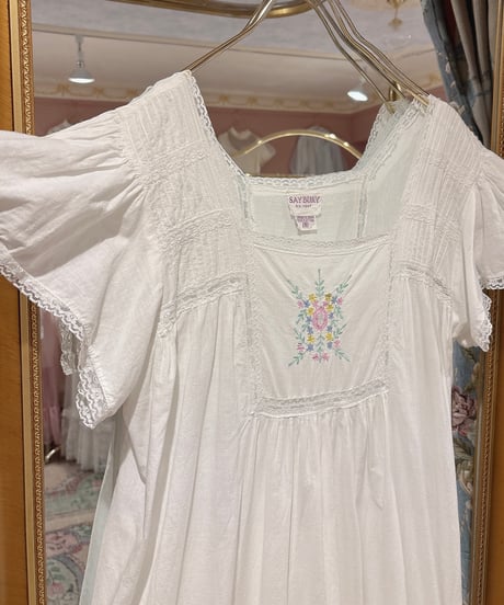 70s vintage flower embroidered white dress