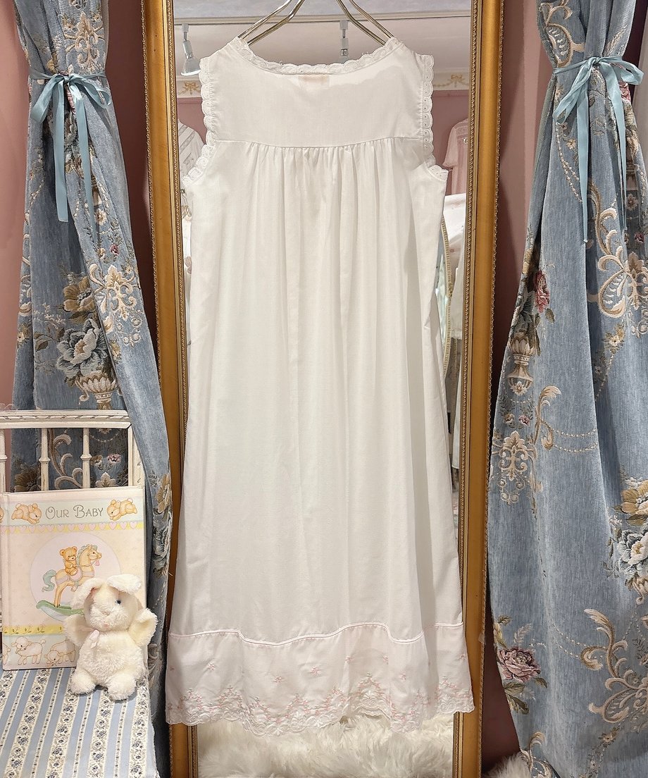 6a6316aed356f7cfd412f589