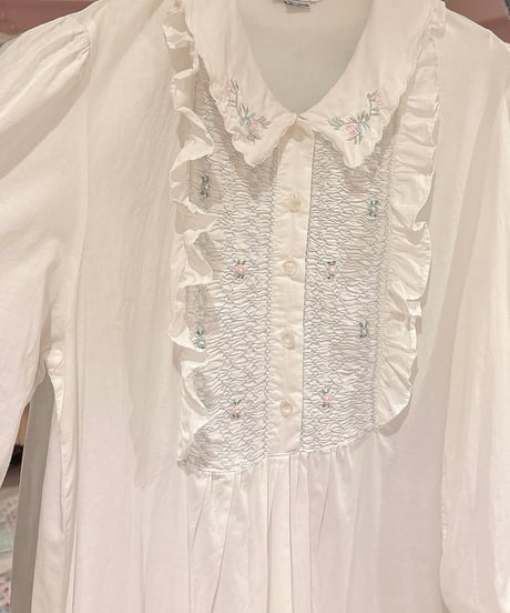70s vintage flower smocking&embroidered white cotton dress