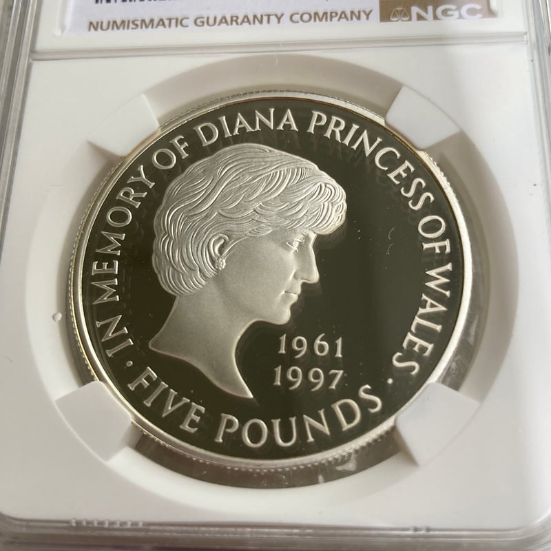NGC鑑定PF69UC 1999年 イギリス ダイアナ妃追悼祈念 5ポンド銀貨