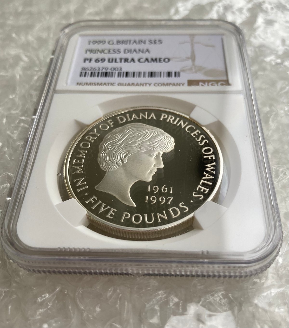 NGC鑑定PF69UC 1999年 イギリス ダイアナ妃追悼祈念 5ポンド銀貨