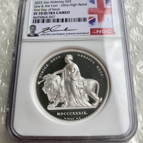 【2oz・FDI・UHR・COA用紙あり】 NGC鑑定PF70+発行即日鑑定 ウナとライオン 2025年 イギリス領オルダニー島 ウルトラハイレリーフ 2オンス銀貨 シルバー プルーフコイン