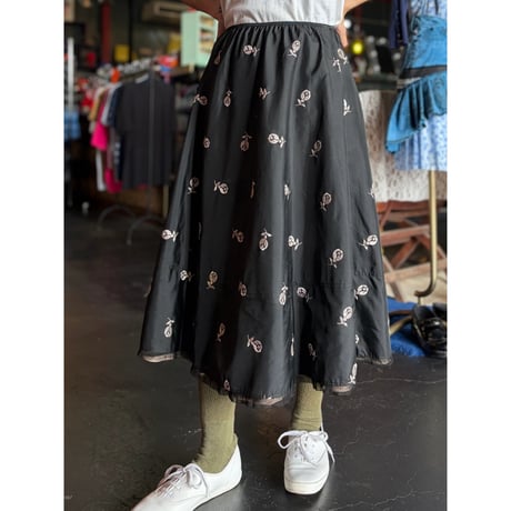 60'S FLOWER EMBROIDERY SKIRT [S-4475]