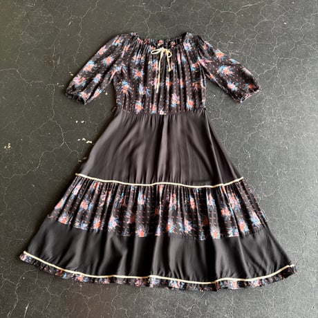 70'S FLOWER TIERED DRESS [S-4806]
