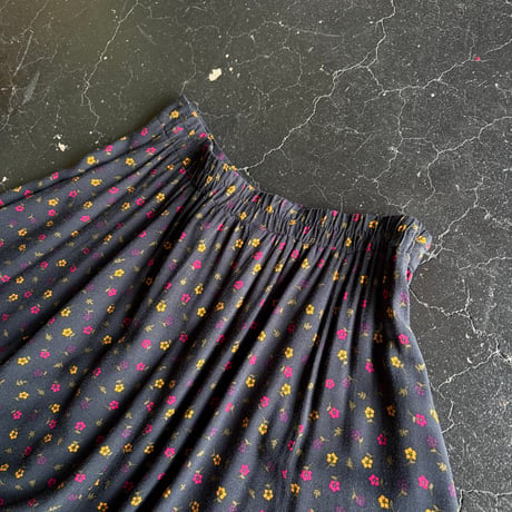 90’S FLOWER RAYON LONG SKIRT [S-4566]