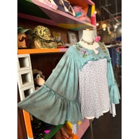 OVERDYE EMBROIDERY SHORT BLOUSE [S-4977]