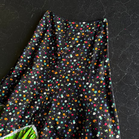 70’S FLOWER FRILL LONG SKIRT [S-4362]