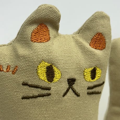 刺繍ねこのオーナメント
