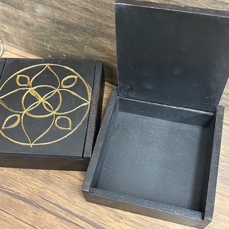 ジャワツリー柄木製BOX