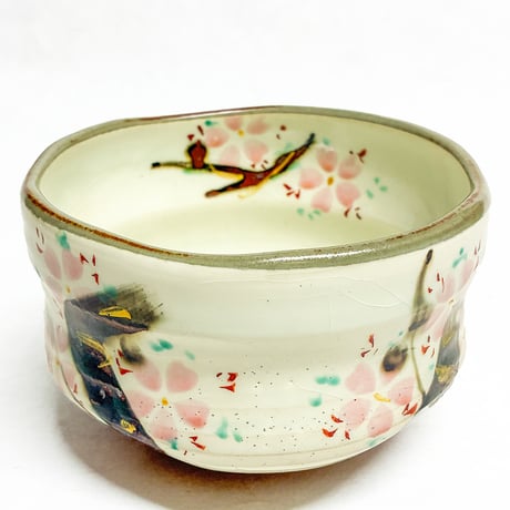 Hand-painted red Japanese cherry blossoms Matcha Bowl / 粉引手描霞桜 抹茶碗