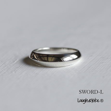 大ぶり剣腕リングSWORD-L｜4.6mm幅｜シルバー925｜ 【Laugh＆Yoke】｜Artisan Works