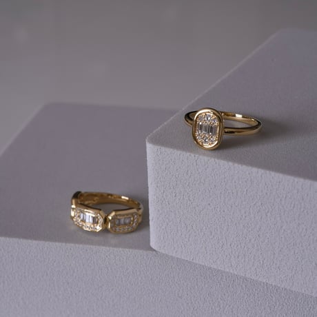 18K Oval Mosaic Diamond Ring