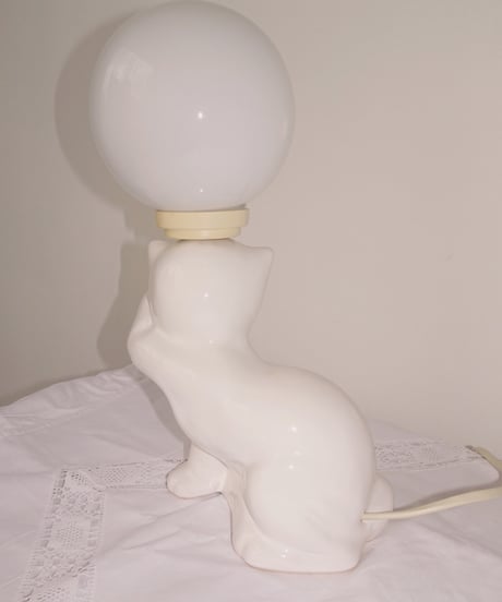 Cat Pottery Table Lamp