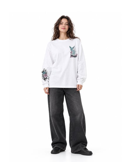 PRAYING HANDS L/S TEE