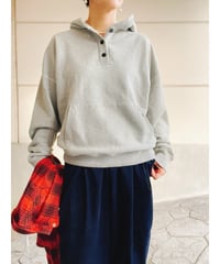NATURAL LAUNDRY│セントラル裏毛フードプルオーバー