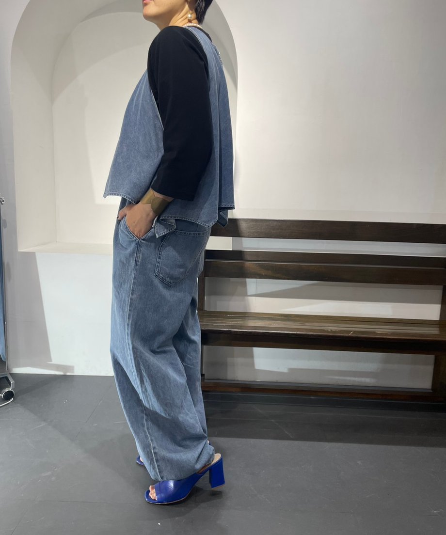 6aa03de8fc29e8b4e32d4af3