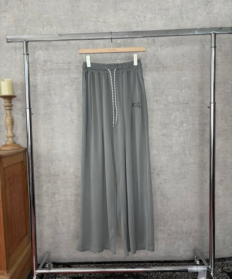 TRANOI.｜トラテックパンツ
