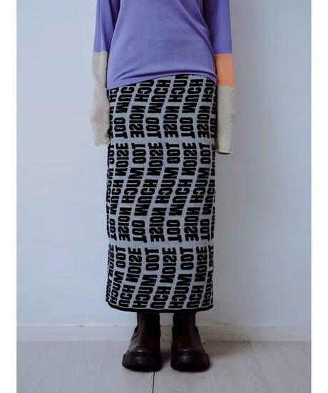 HCAE│ REVERSIBLE LOGO JACQUARD SKIRT   E26A0039