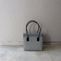 【プラスチック】 TSUKIJI ボックスマグネットS26 x フェイクレザーハンドル アシンメトリックストライプ