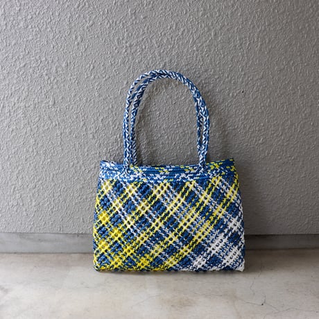 【合成パルマ】  透かし編みメッシュトート L ブルー系チェック