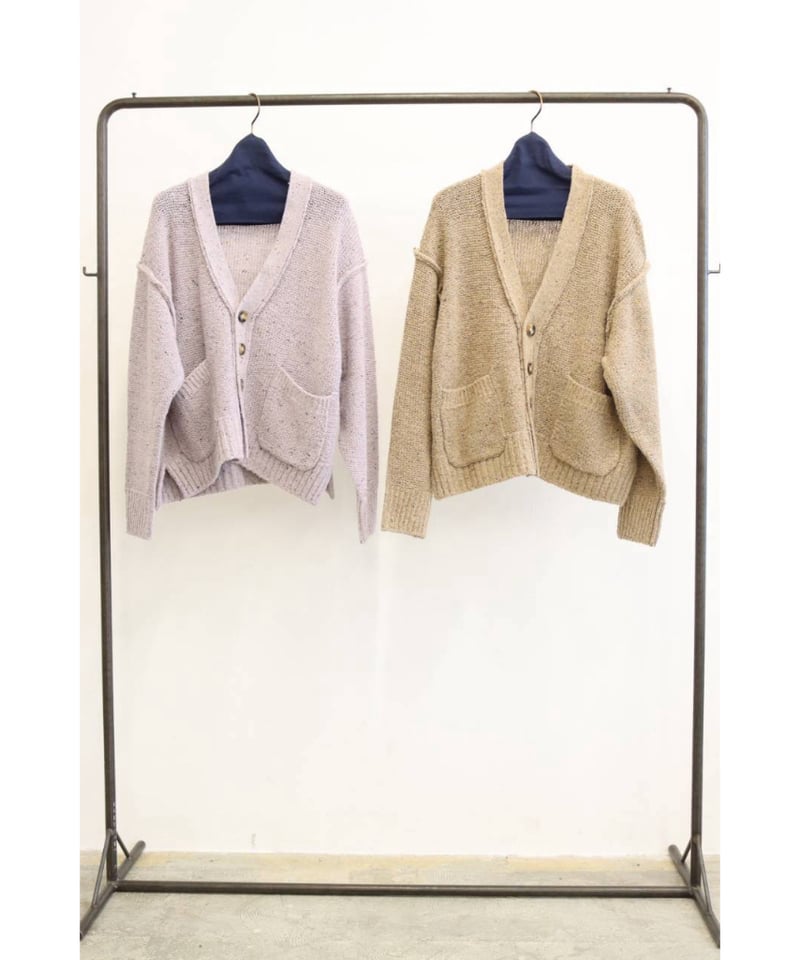 Vネックオーバーサイズカーデ 8652101 / Le Melange | CALENDR