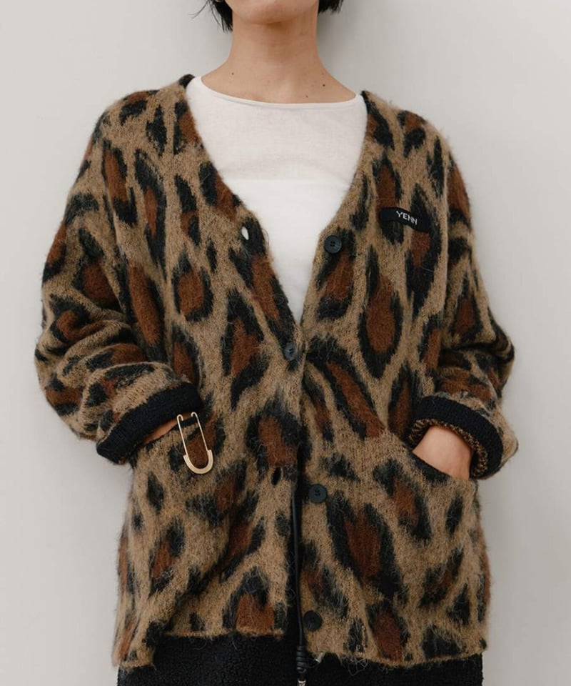 LEOPARD V NECK CD [Y264-92132] / YENN | CALENDR