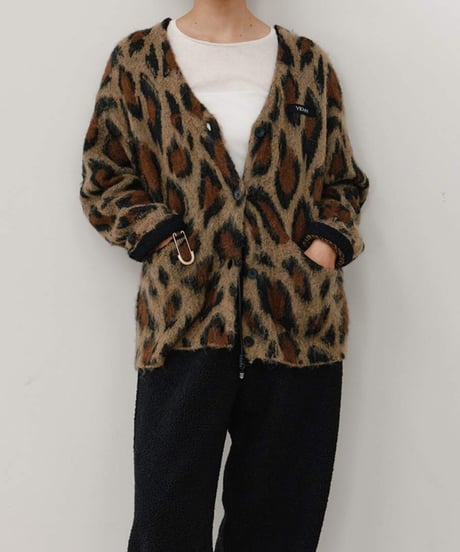 LEOPARD V NECK CD [Y264-92132] / YENN