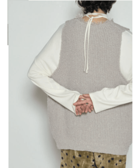 チョーカーカットソー 8565-383NH   / CHIGNON