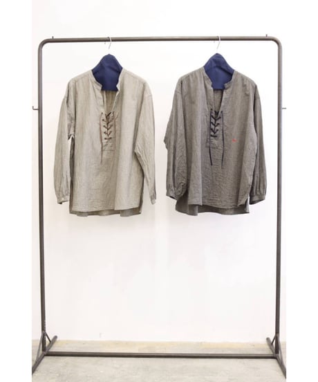 シャンブレーレースアップシャツ8653204   / Le Melange