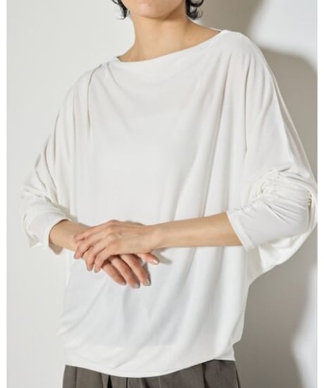パウダリードルマンプルオーバー   8965-443KO   / CHIGNON