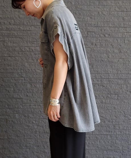 バックロゴテープフレンチスリーブデニムシャツ 652-35503 / NUS