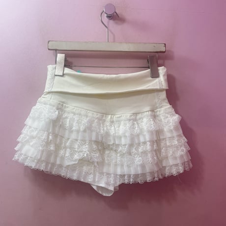 フリルレースショートパンツ
