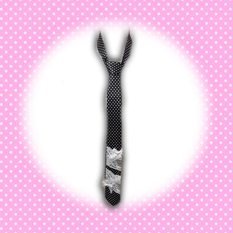 girly dot ネクタイ