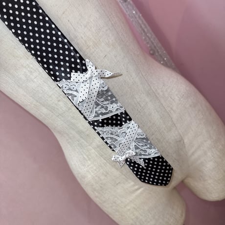 girly dot ネクタイ