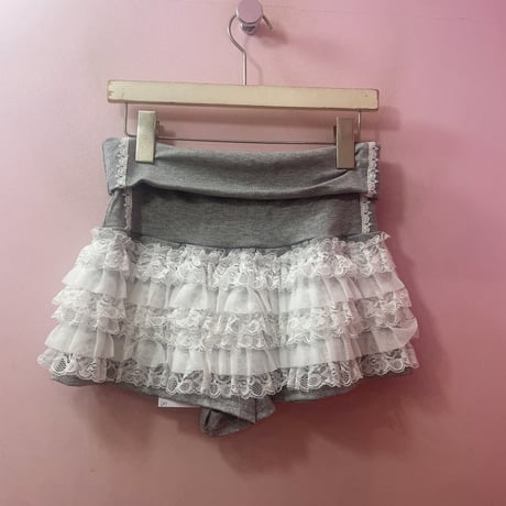 フリルレースショートパンツ
