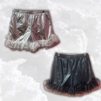 メタリックフリルショートパンツ