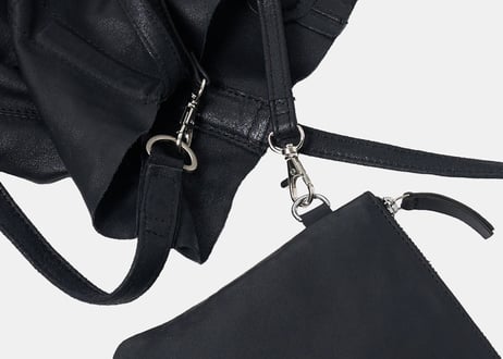STRAP LEATHER POUCH