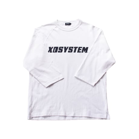 XOSYSTEM｜XO SQ LOGO RAGLAN TEE -Relax fit-