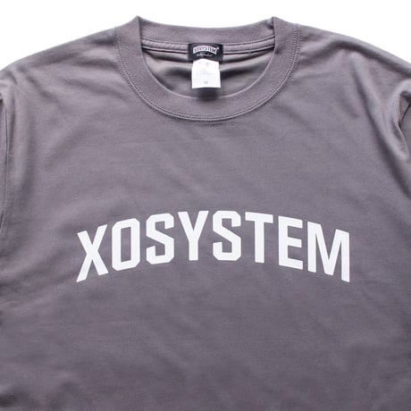 XOSYSTEM｜XO ARCH LOGO DRY COOL TEE