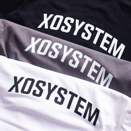 XOSYSTEM｜XO ARCH LOGO DRY COOL TEE