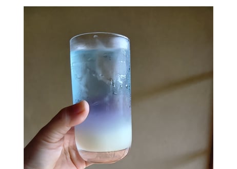 夏の畑の五馳走茶（ごちそうちゃ）