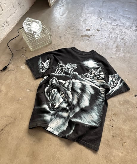 80'S-90's Made in USA very beautiful wolf design T-shirt