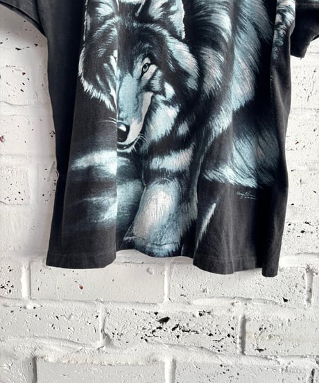80'S-90's Made in USA very beautiful wolf design T-shirt