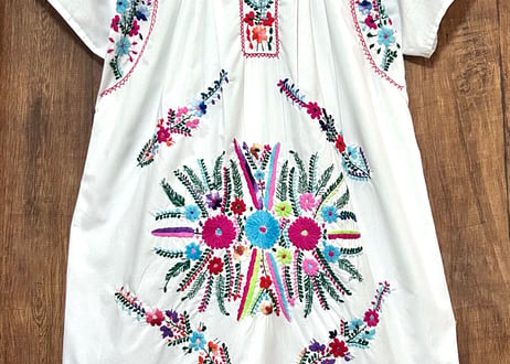 メキシカン メキシコ ワンピース 白 花 刺繍 手刺繍 ヴィンテージ エスニック ヒッピー カラフル おしゃれ かわいい USA 古着/club723 クラブ723(N817)