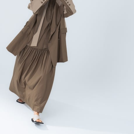 <予約商品>　[TA-OP0051] GATHERED MAXI DRESS